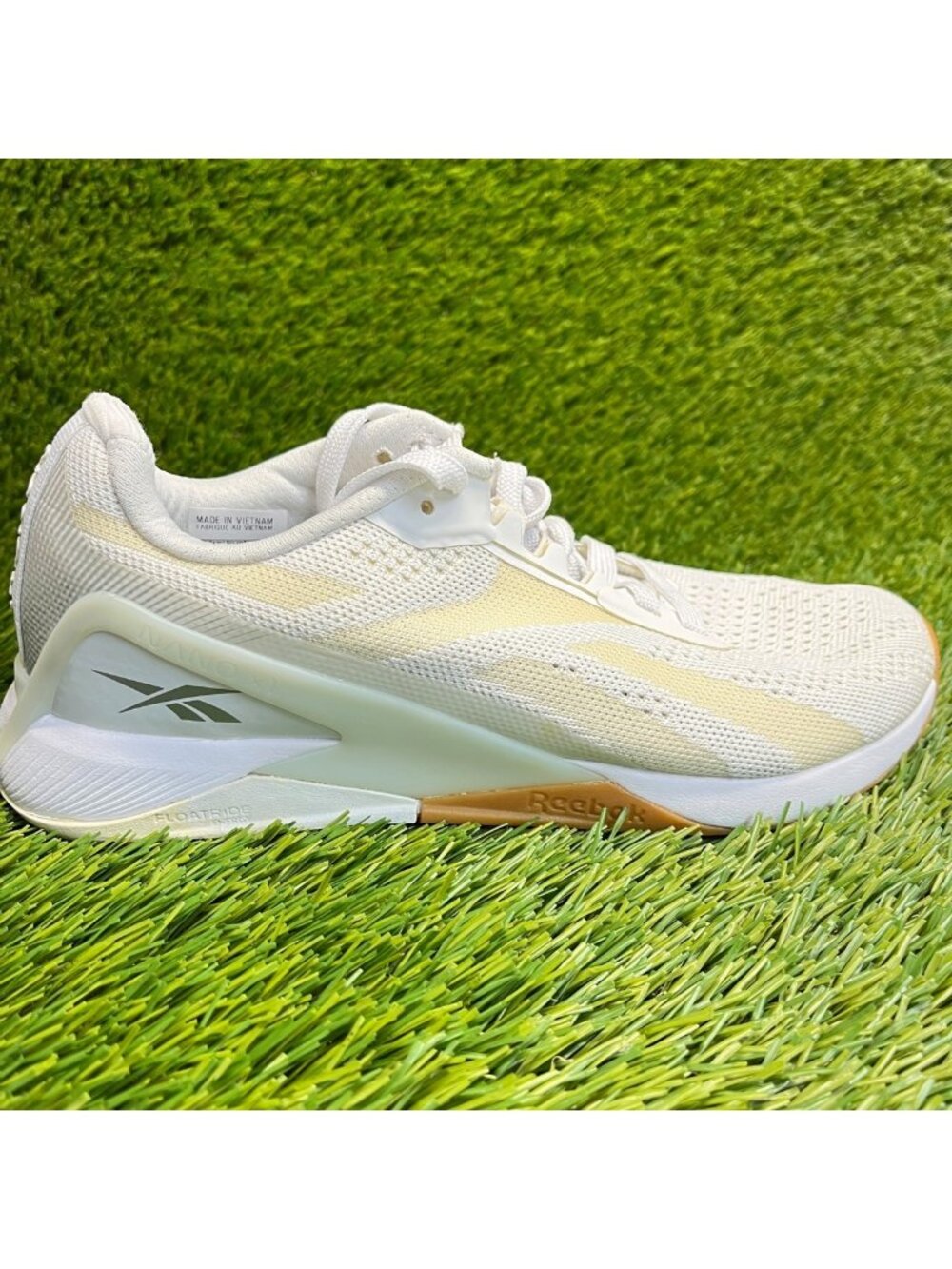 Reebok Nano X1 Womens Size 6 White Gum Athletic Cross Training Shoes Sneakers